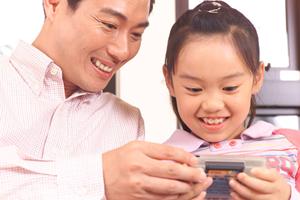 本格派のボイストレーナーによる指導が受けられます